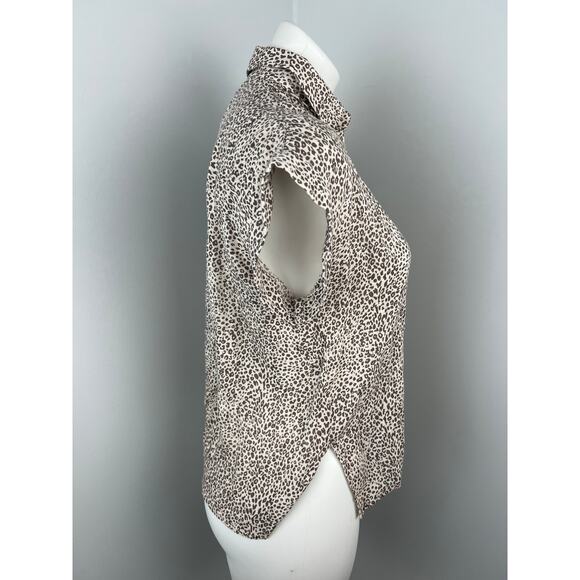 RAILS Whitney Linen Blend Button Down Top in Sand Cheetah XXS - Picture 3 of 6